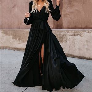 Long Sleeve Vici Maxi Dress, XS-Like New!💋